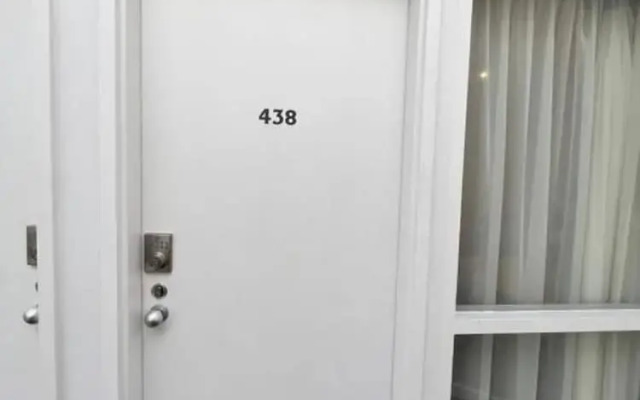 Unwind Adelaide City Studio No 438