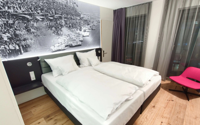 V8 Hotel Motorworld Region Stuttgart, BW Premier Collection
