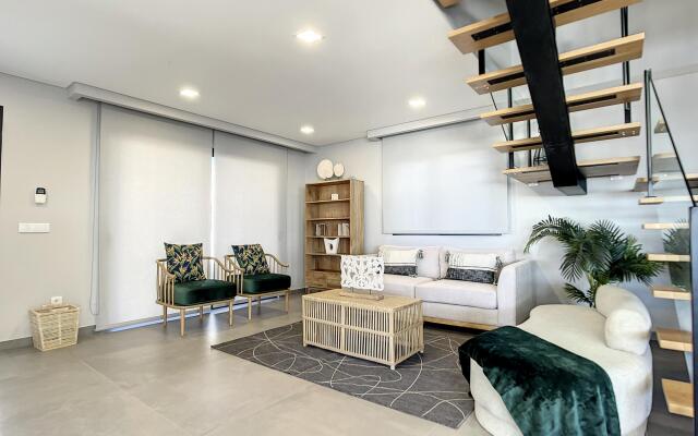 Villa de la Ponte by Atlantic Holiday