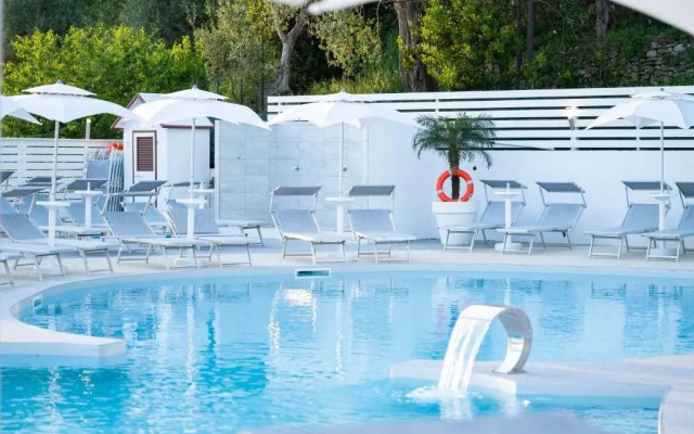 Relais Freedom Club