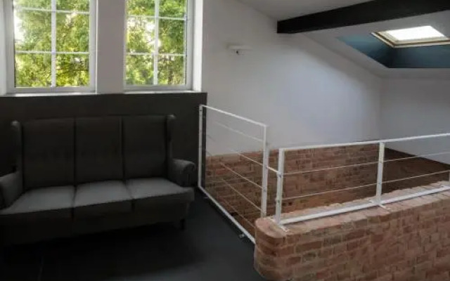 Qbatura Cafe & Hotel