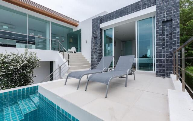 Phu Montra Villa with Ocean View A4