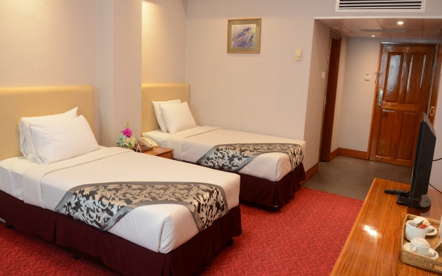 Central Hotel Yangon