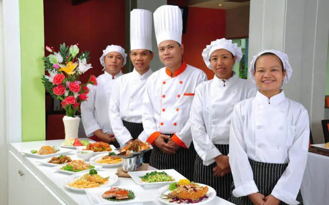 Le Platinum Residency