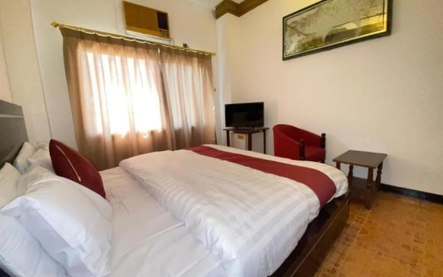 Bab Al Bahrain Hotel