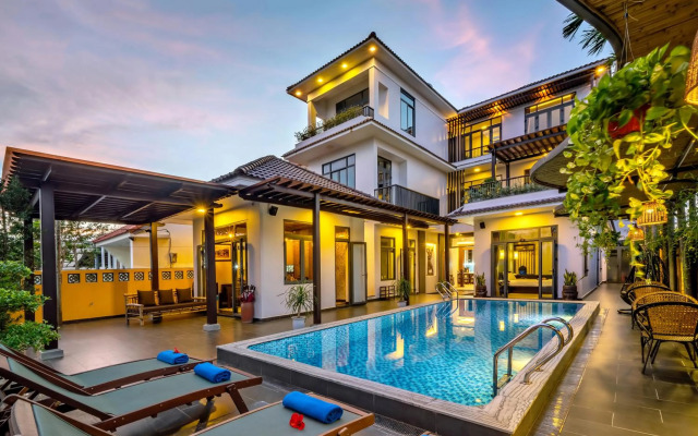 Serene River Villa