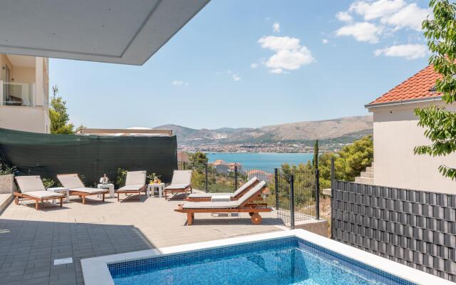 Holiday home Trogir 4