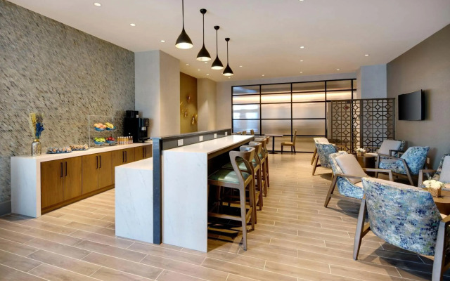 Sheraton® Suites Fort Lauderdale West