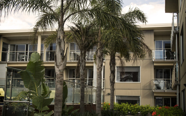 Edgewater Palms Apartments