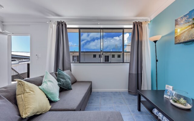 Airlie Sun & Sand Accommodation 5