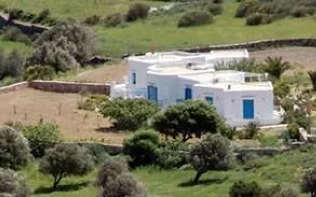 Smaragda Rooms & Studios