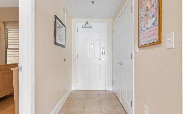 Crystal Shores West 902