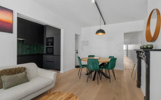 Renovated Apartment for Family