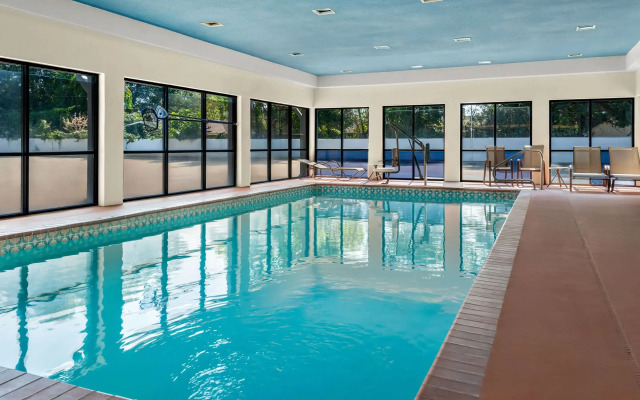 Quality Inn & Suites Lafayette