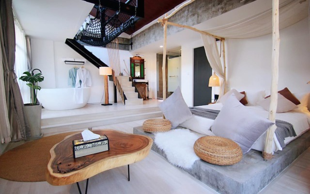 Yolo Bangkok Boutique Hotel