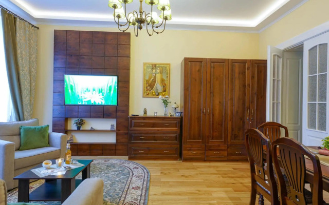 Lviv Suites at Shopena st. 4