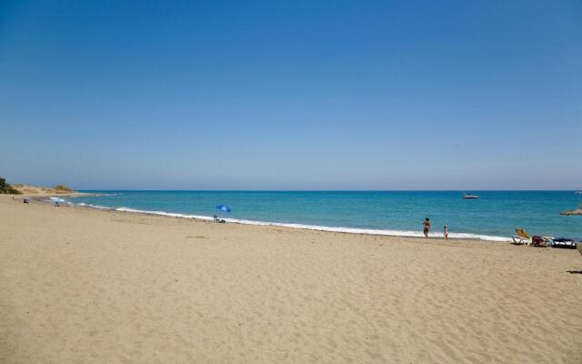 Apt 102 Guadalmansa Playa, Heaven Beach Apartments