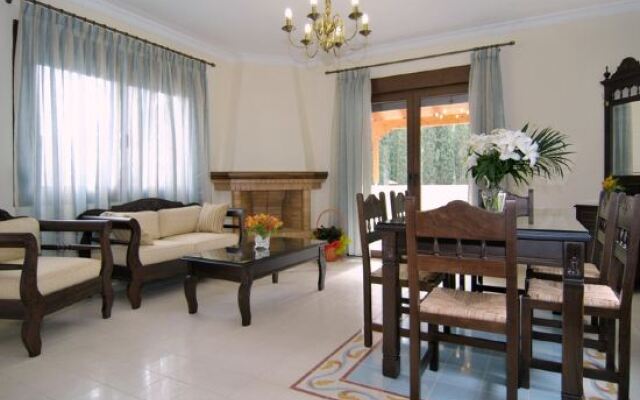 Kerveli Luxury Villa