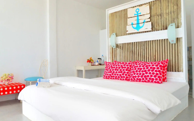 Hua Plee Lazy Beach