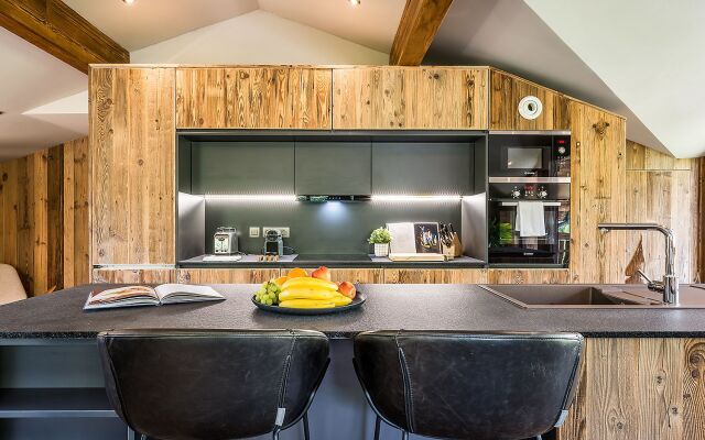 Moulin I - Modern Chalet With Private Hot-tub and Garden