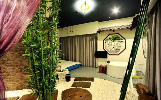Jiaxing Yilian City Art Hotel