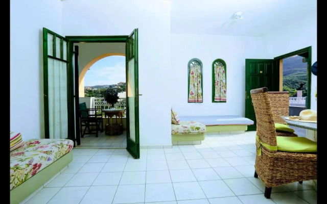 Aquarius Apartments "by Checkin"