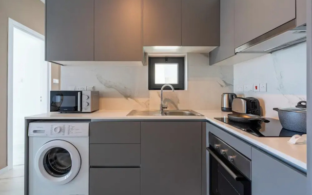 Ivory 1-BR Apt. & Balcony in Aradipou