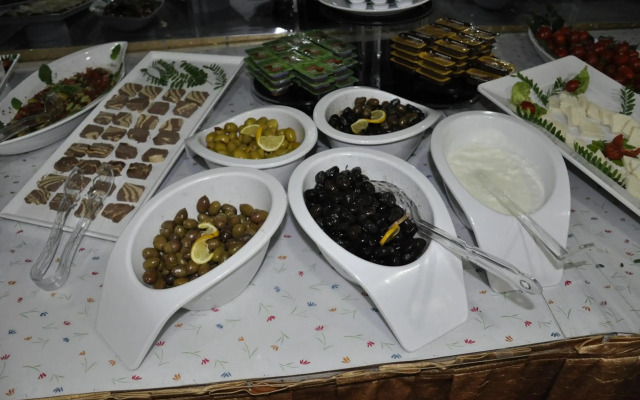 Kıvrak Hotel