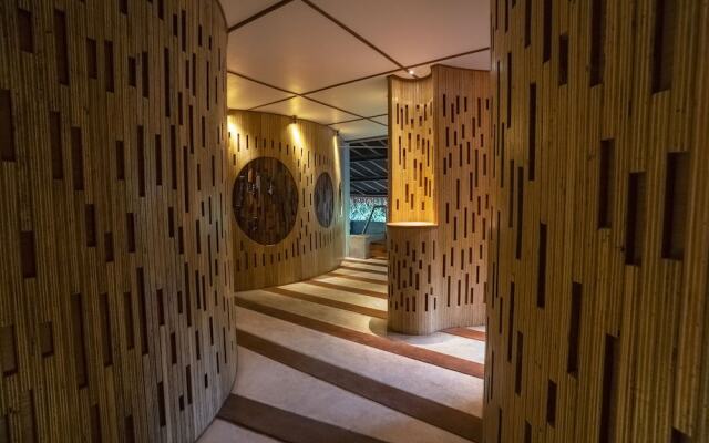Tira Vilagna Suites & Spa