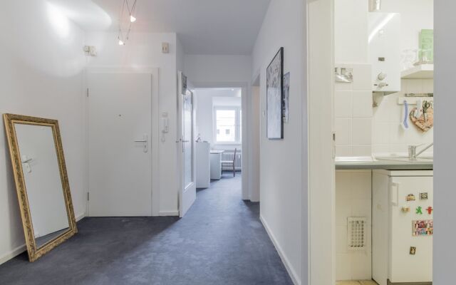 Private Apartment Waldhausenstraße