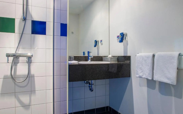 Super 8 by Wyndham Koblenz