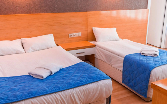 Peracity Hotel