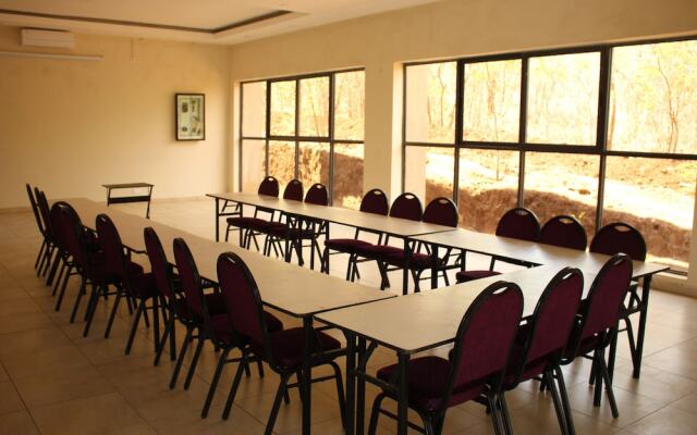 Four Pillars Lodge Chilanga