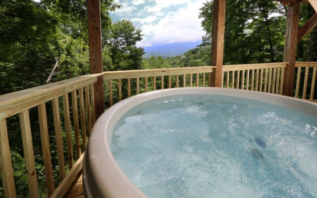 Million Dollar View - Four Bedroom Cabin