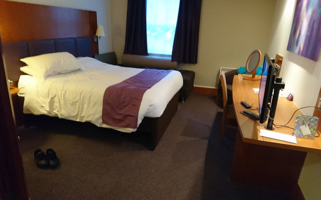 Premier Inn Manchester - Handforth