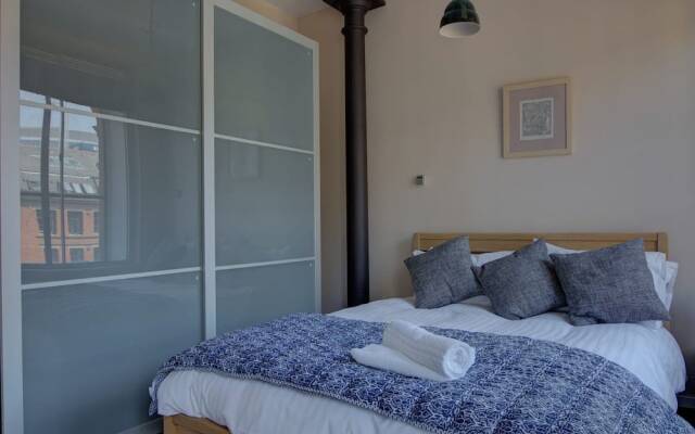 Greater Manchester Warehouse Apartment for up to 4