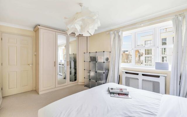 Cosy Home in Calm Residence