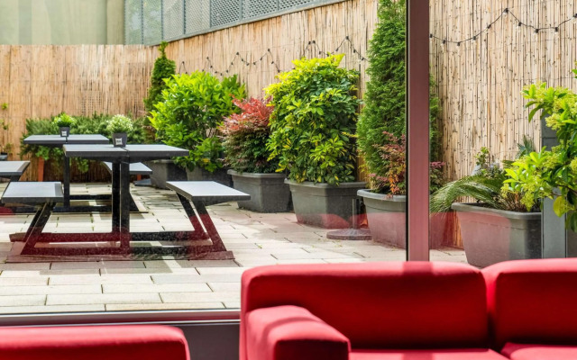 ibis Barcelona Pza Glories 22 Hotel