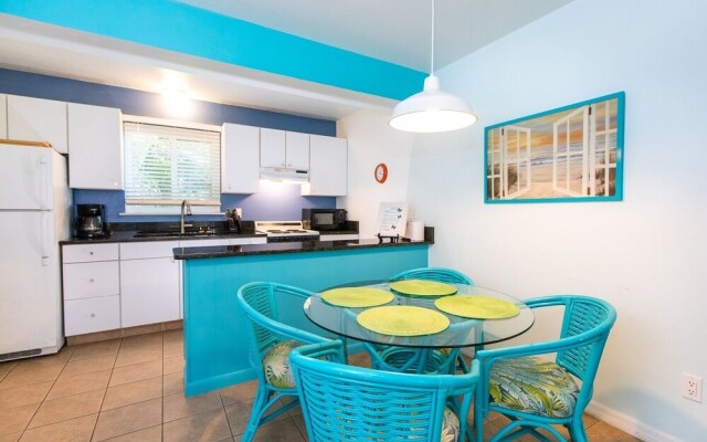 Driftwood #4 - Dog Friendly! Nightly Stays Allowed! 2 Bedroom Cottage