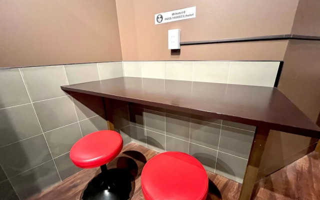 Shinjuku Nikka Hotel - Hostel