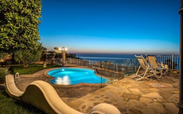 Villa Marika in Sant Agata sui Due Golfi