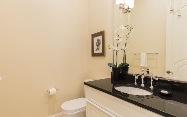 12BR Reunion Pool Home 521 by OVRH