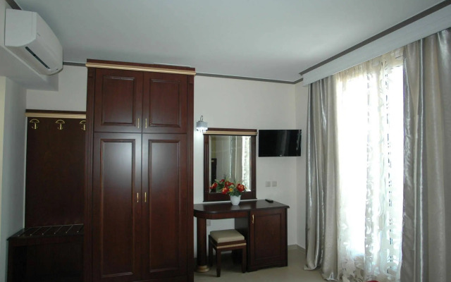 Eona Beach Resort by Greek Pride