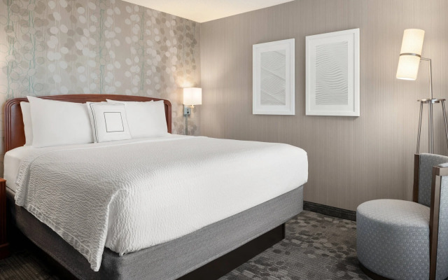 Courtyard by Marriott Chicago Bloomingdale