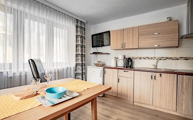 Apartments Leszek Elis 141