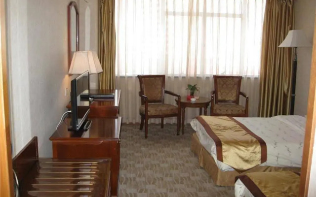 Huazhou Hotel Yunnan