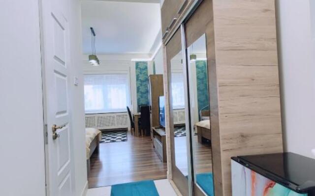 Central Palace Apartman