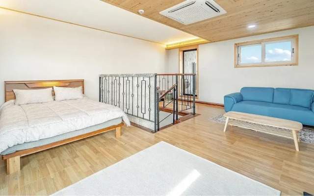 Jeju Hoyeongfarm Stay