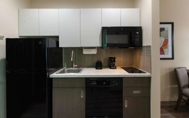 Hawthorn Extended Stay by Wyndham Odessa