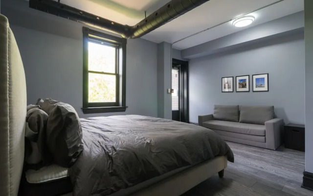 Applewood Suites - West Queen West Loft